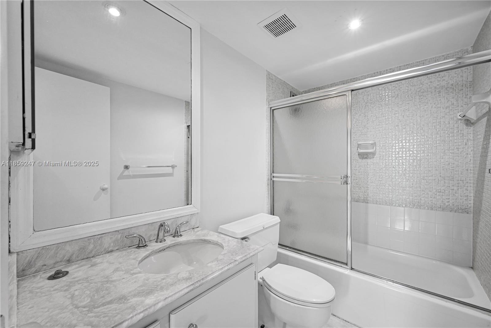 THE BELMONT CONDO - Residential Lease