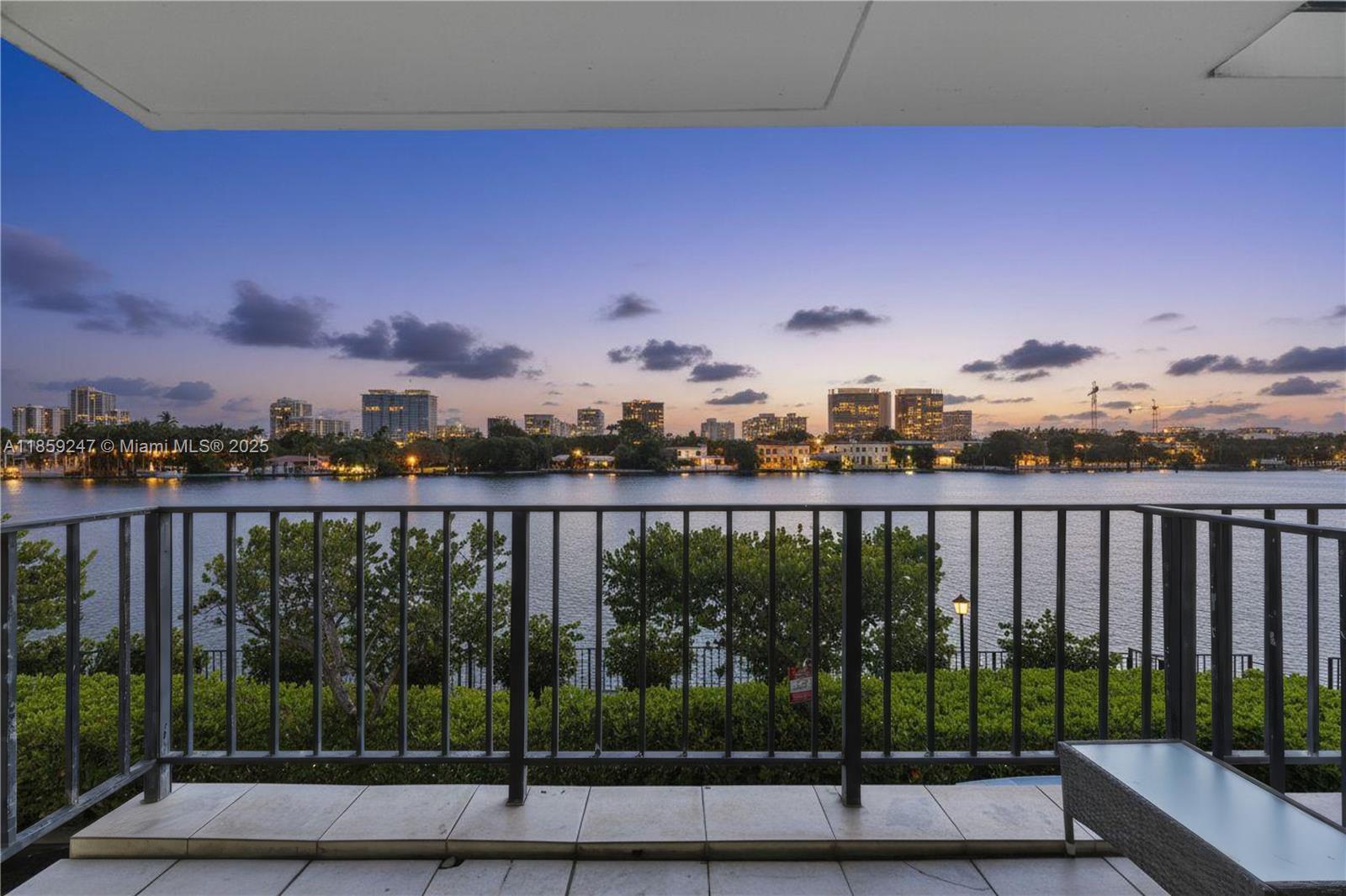 THE BELMONT CONDO - Residential Lease