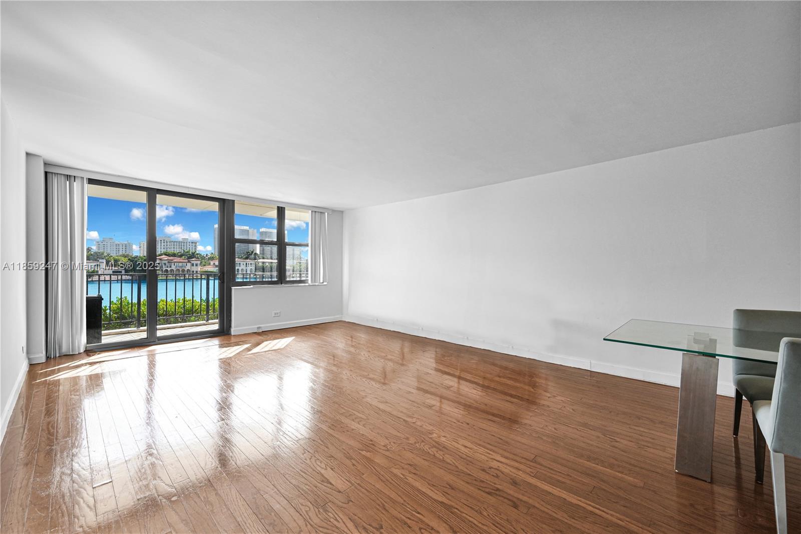 THE BELMONT CONDO - Residential Lease