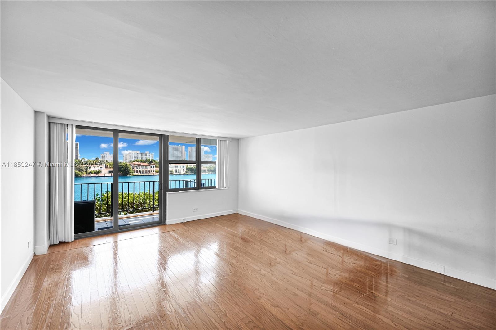 THE BELMONT CONDO - Residential Lease