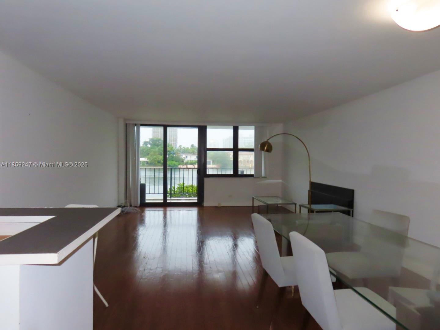 THE BELMONT CONDO - Residential Lease