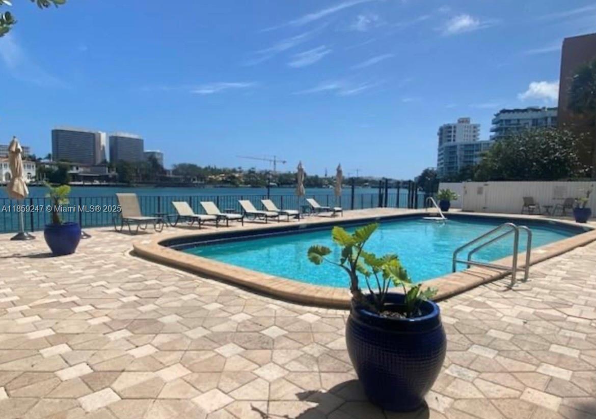 THE BELMONT CONDO - Residential Lease