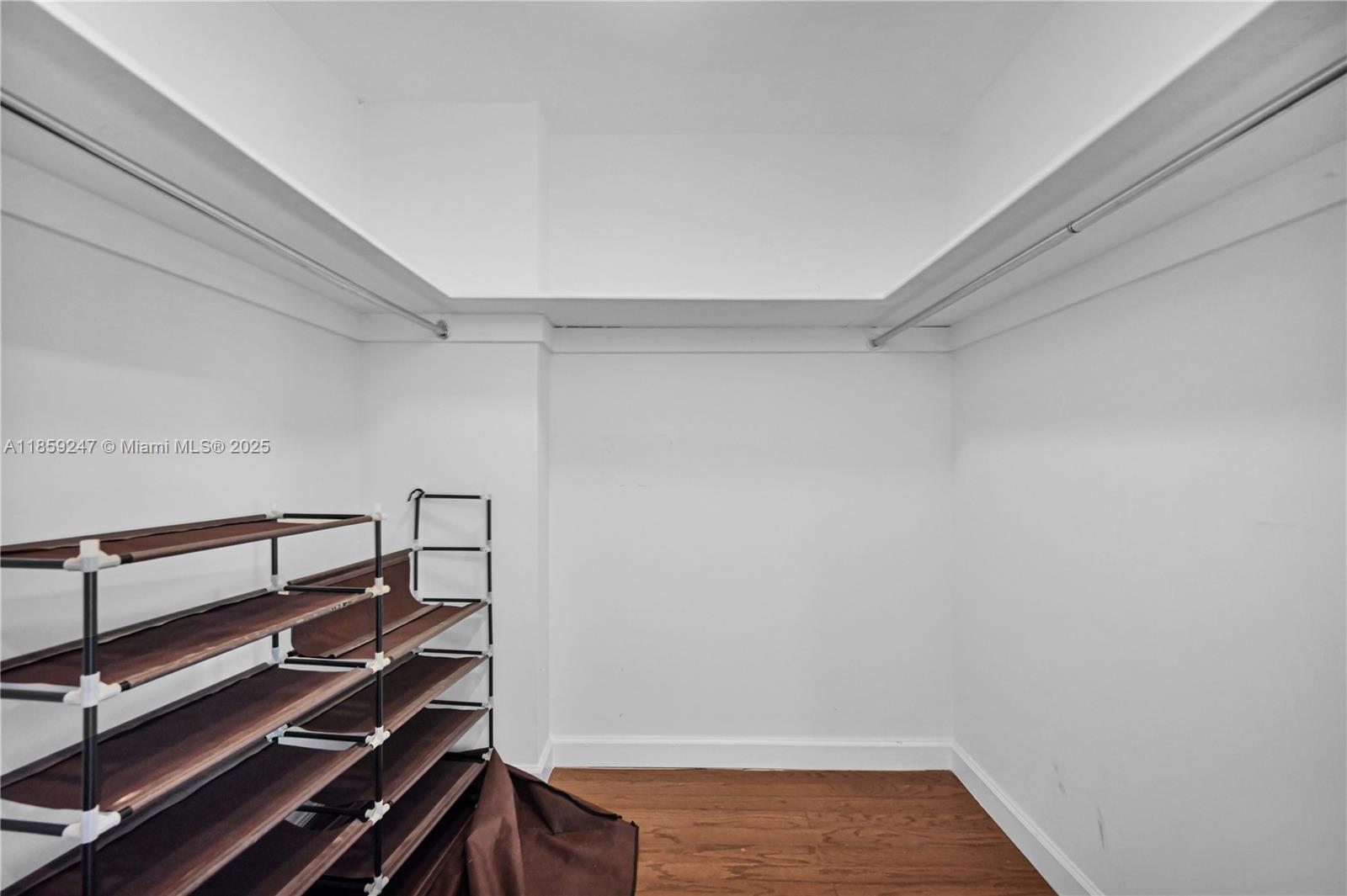 THE BELMONT CONDO - Residential Lease