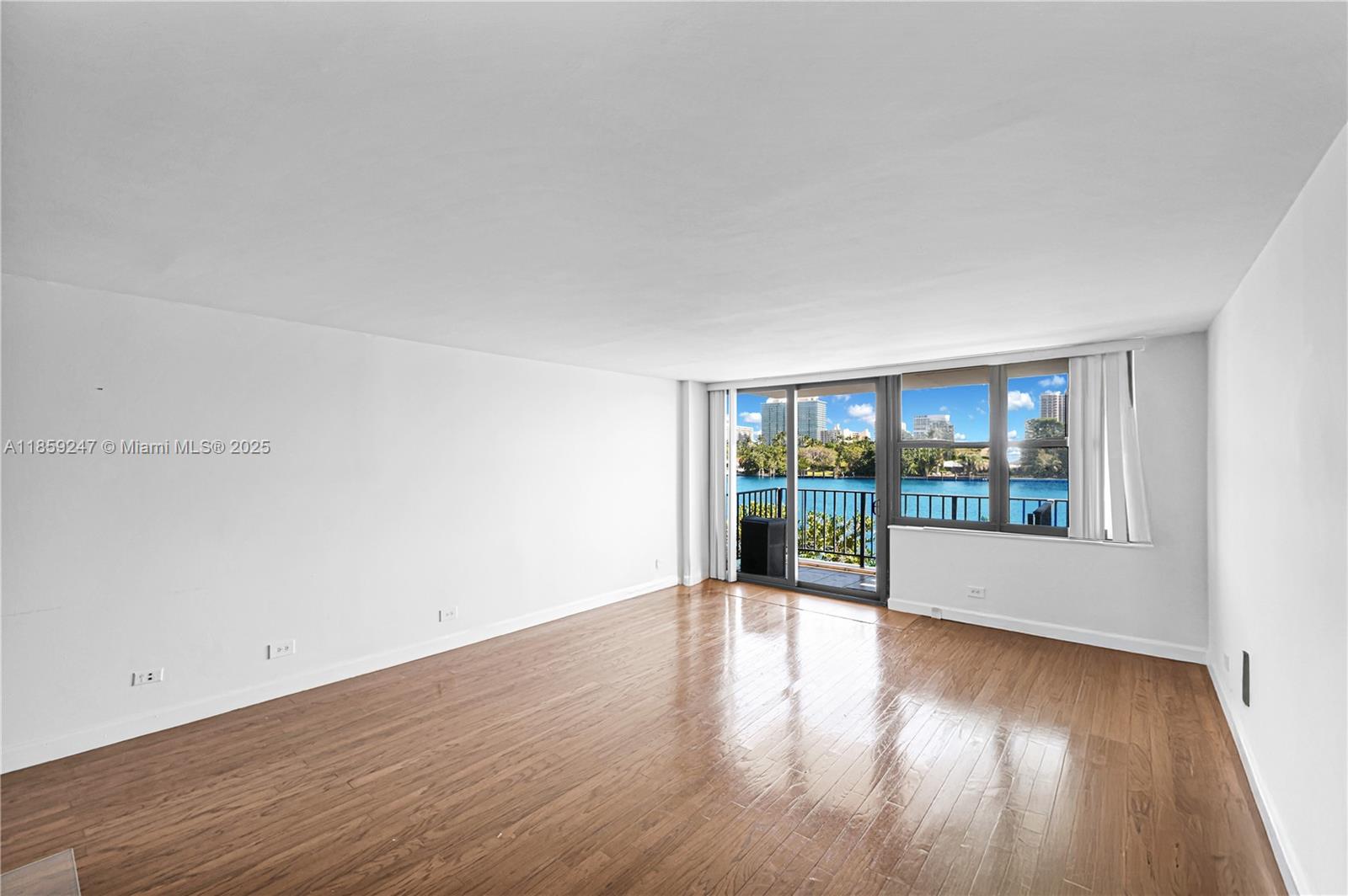 THE BELMONT CONDO - Residential Lease