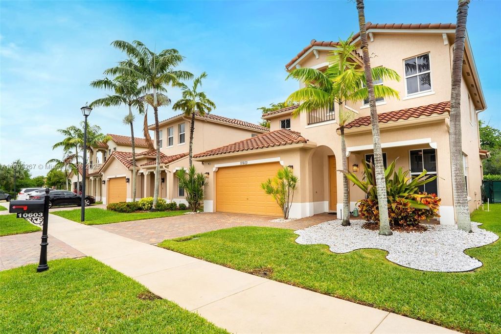 Photo of 10603 NW 36th St, Coral Springs, FL 33065 (MLS # A11802267)