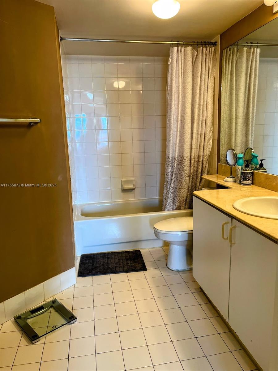 GABLES TERRACE CONDO - Residential