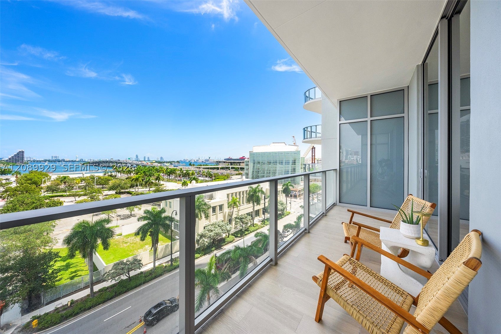 1400 Biscayne Blvd 609