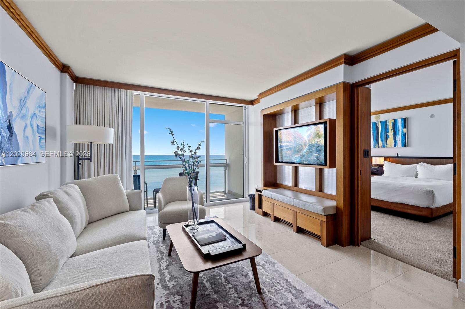 6801 Collins Ave 417