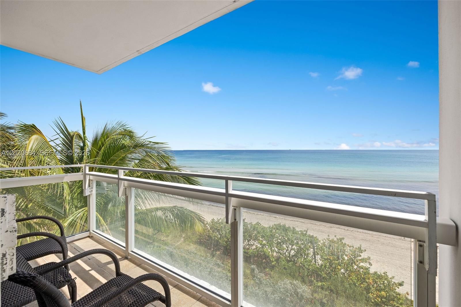 6801 Collins Ave 417