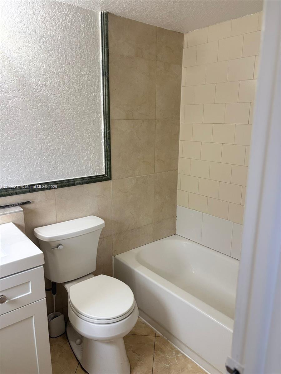 PIERCE APARTMENTS CONDO - Residential Lease