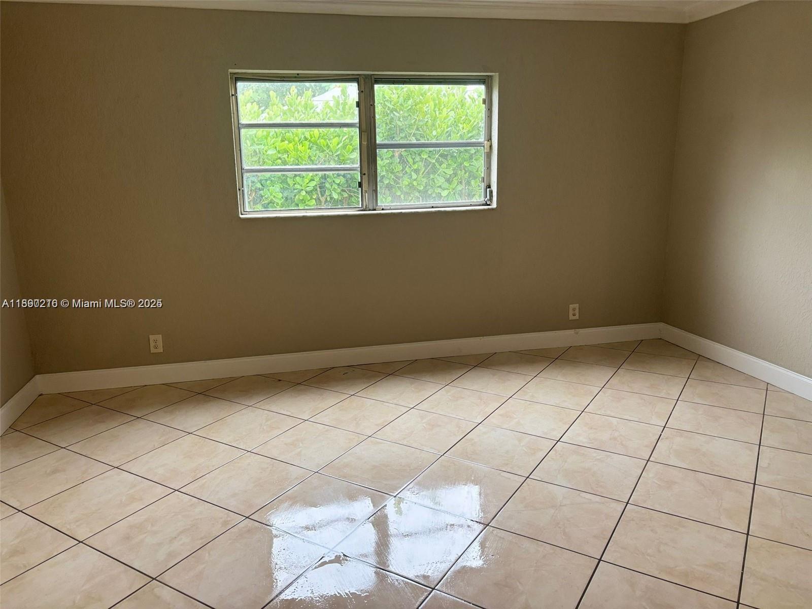 PIERCE APARTMENTS CONDO - Residential Lease