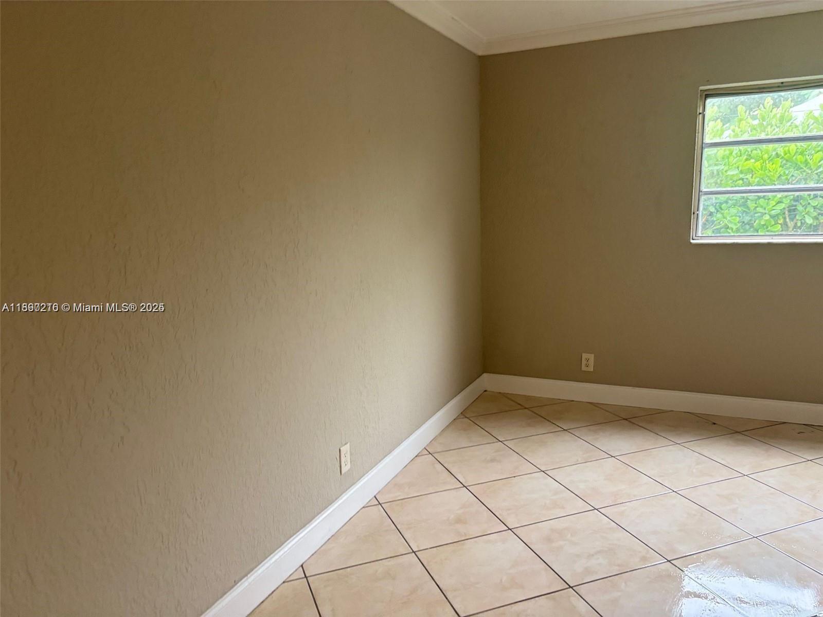 PIERCE APARTMENTS CONDO - Residential Lease