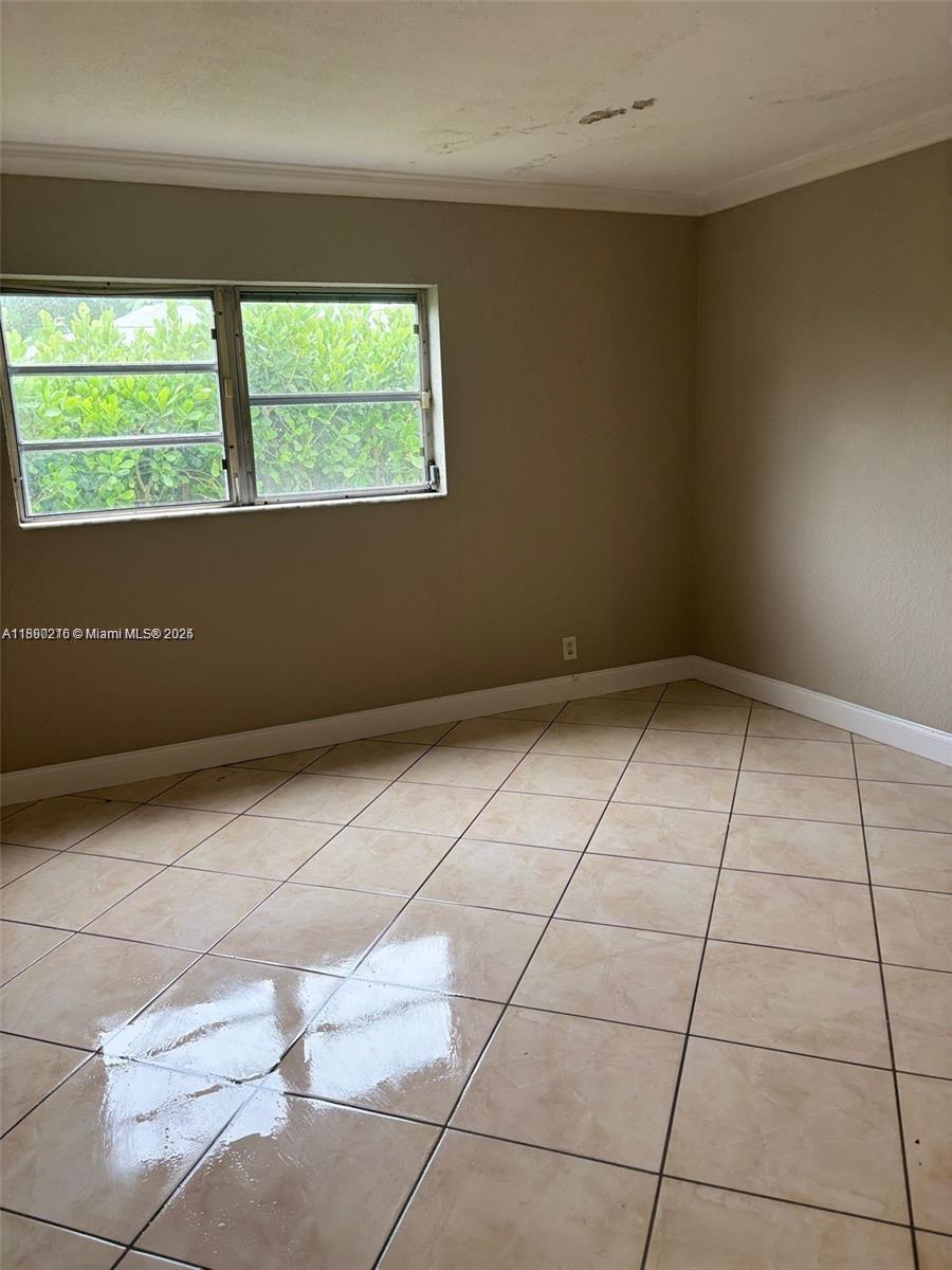 PIERCE APARTMENTS CONDO - Residential Lease