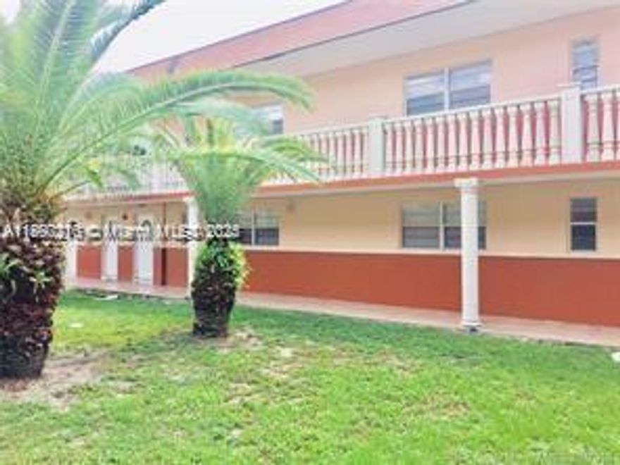Lovely 2 Bedroom 2 Bath Condo-Style Apartment. NEW APPLIANCES, NEW KITCHEN CABINET INSTALLED, NEW BATHROOM VENETY, Tile flooring throughout. Large bedrooms. Central A/C, Must See! Rapid Approval.
