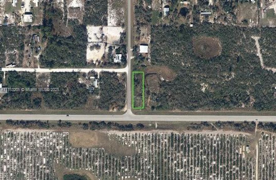 Amazing!! Agricultural land 21,175 SF/0.49 acres of agricultural land located in the corner of State Road 70 and Highlands Boulevard.