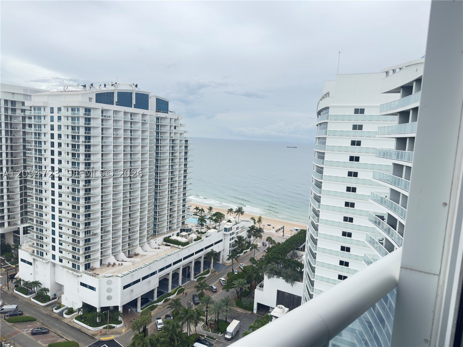 3101 Bayshore Dr