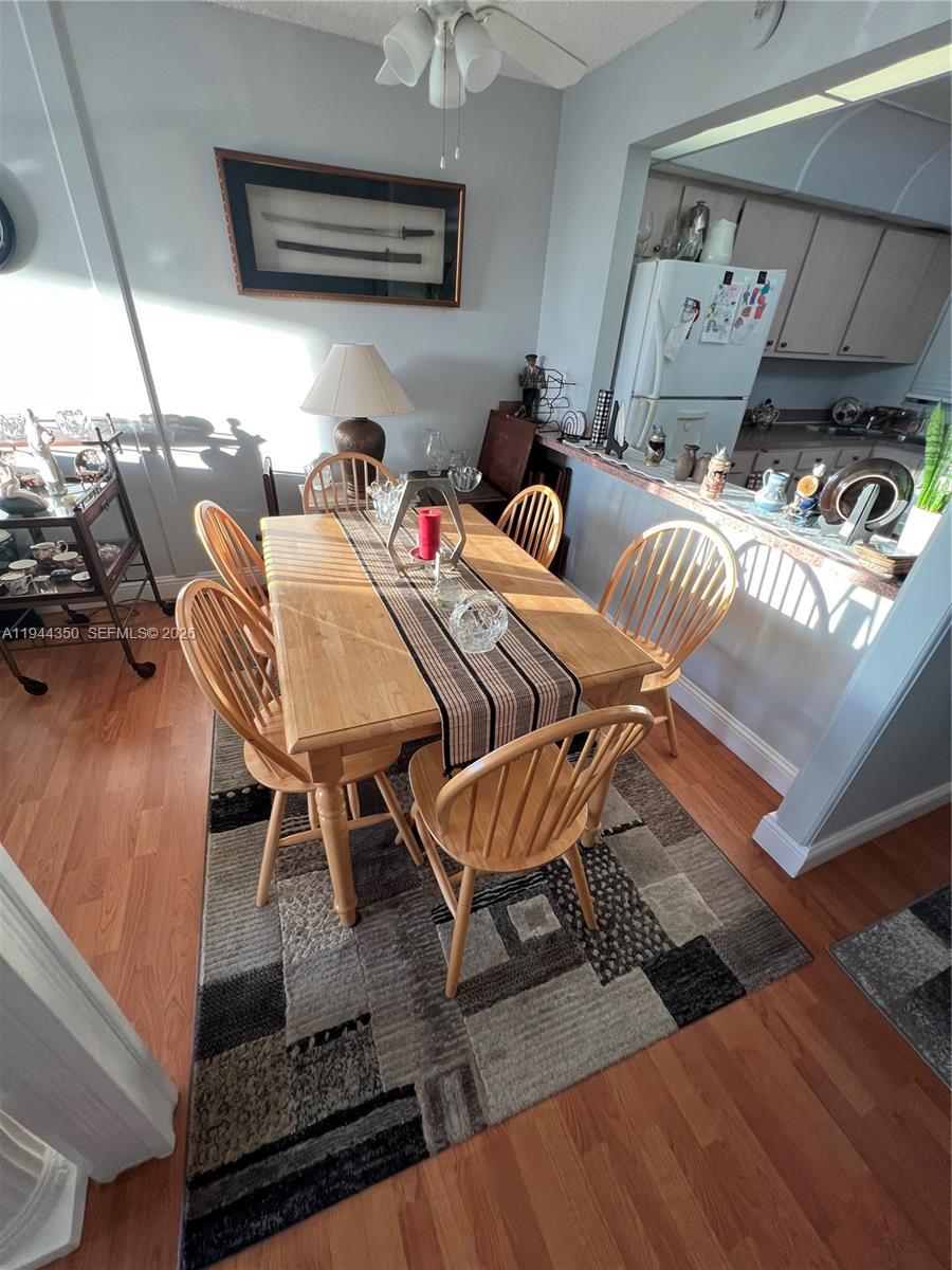 HOLLYBROOK GOLF AND - Residential