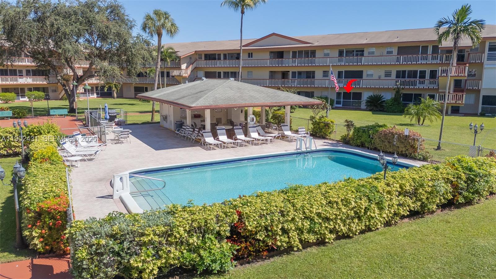 BEVERLY HILLS CONDO NUMBE - Residential