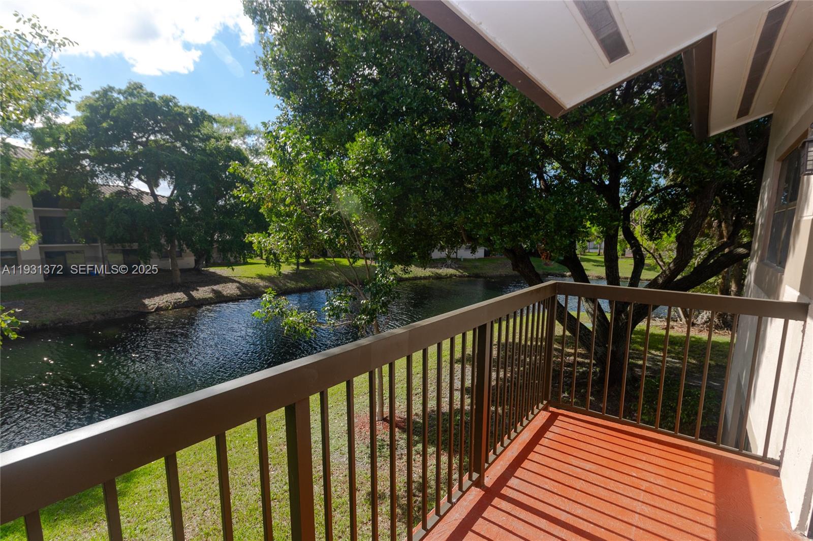 VILLAS DE VENEZIA CONDO - Residential Lease