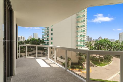 A home in Aventura