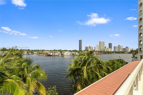 A home in Aventura