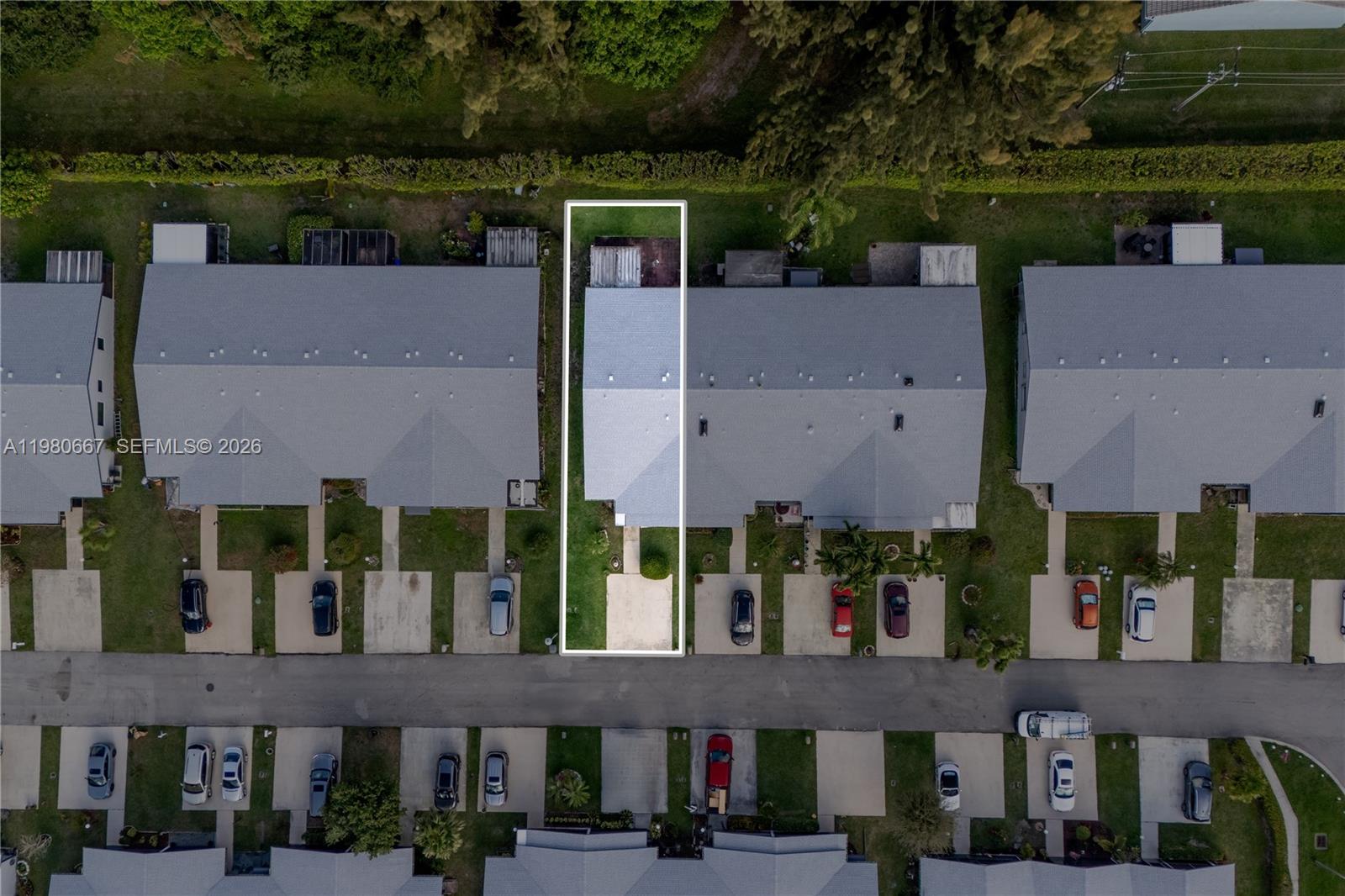 DELRAY VILLAS 3 - Residential