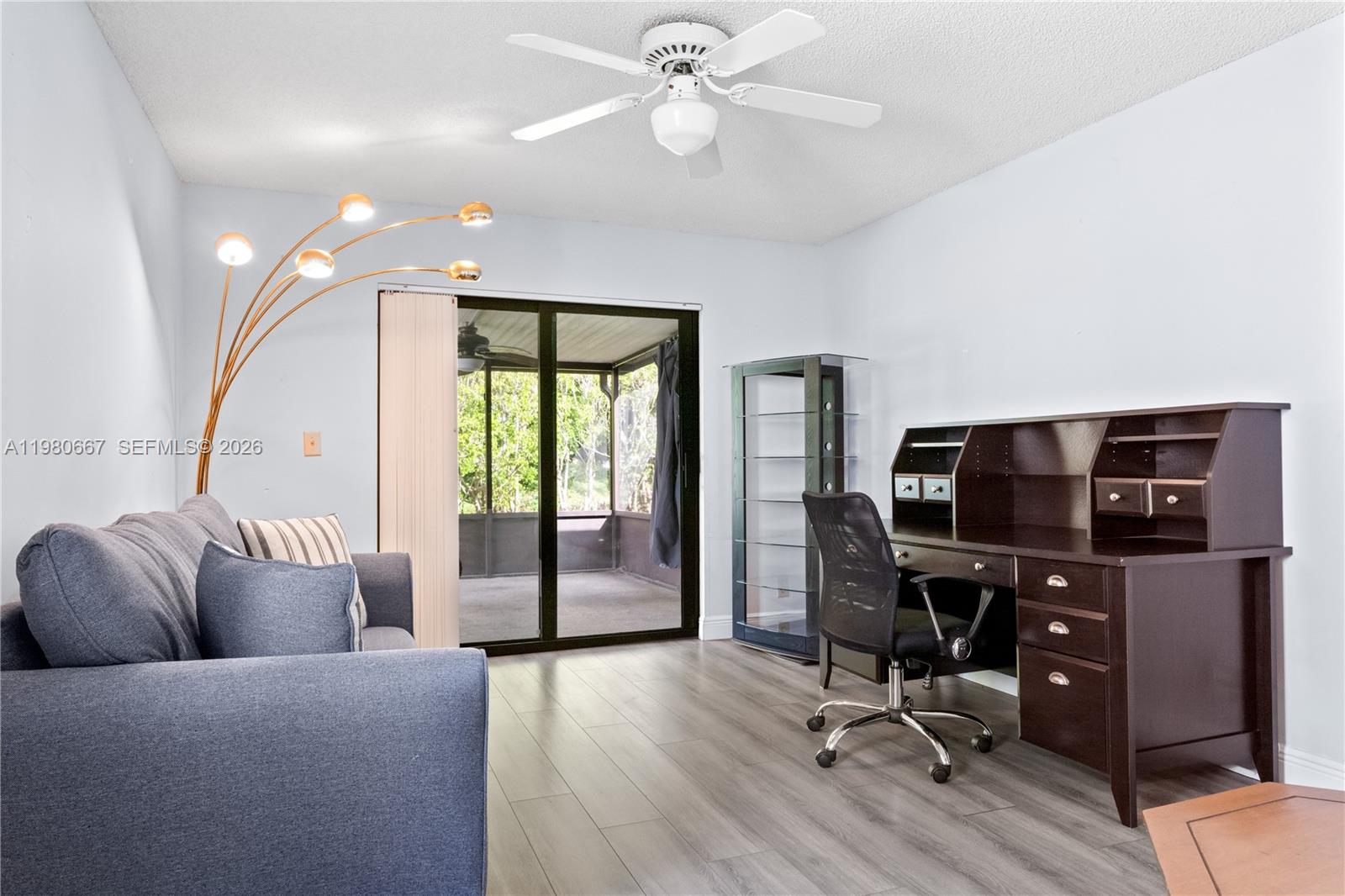 DELRAY VILLAS 3 - Residential