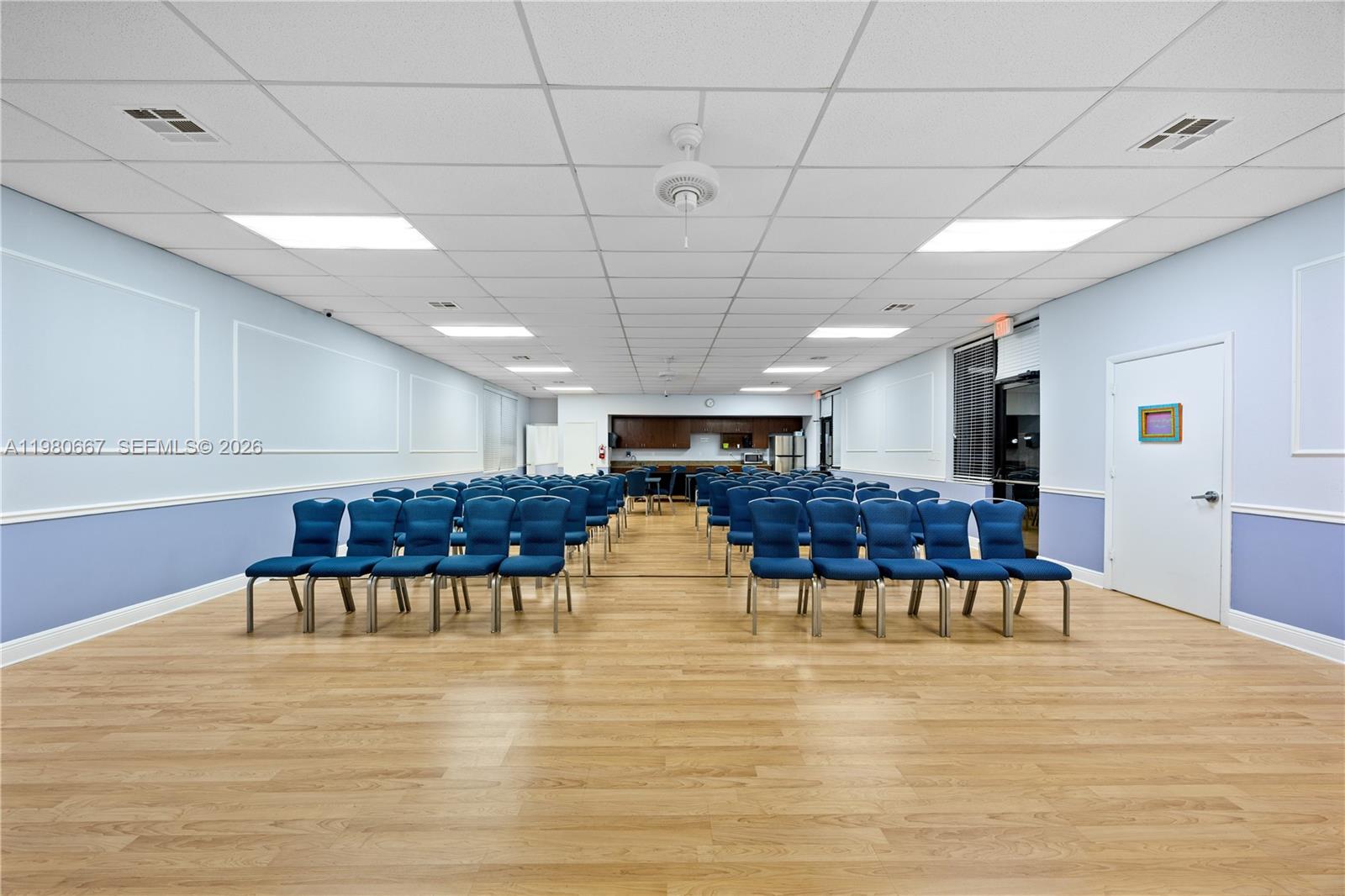 DELRAY VILLAS 3 - Residential