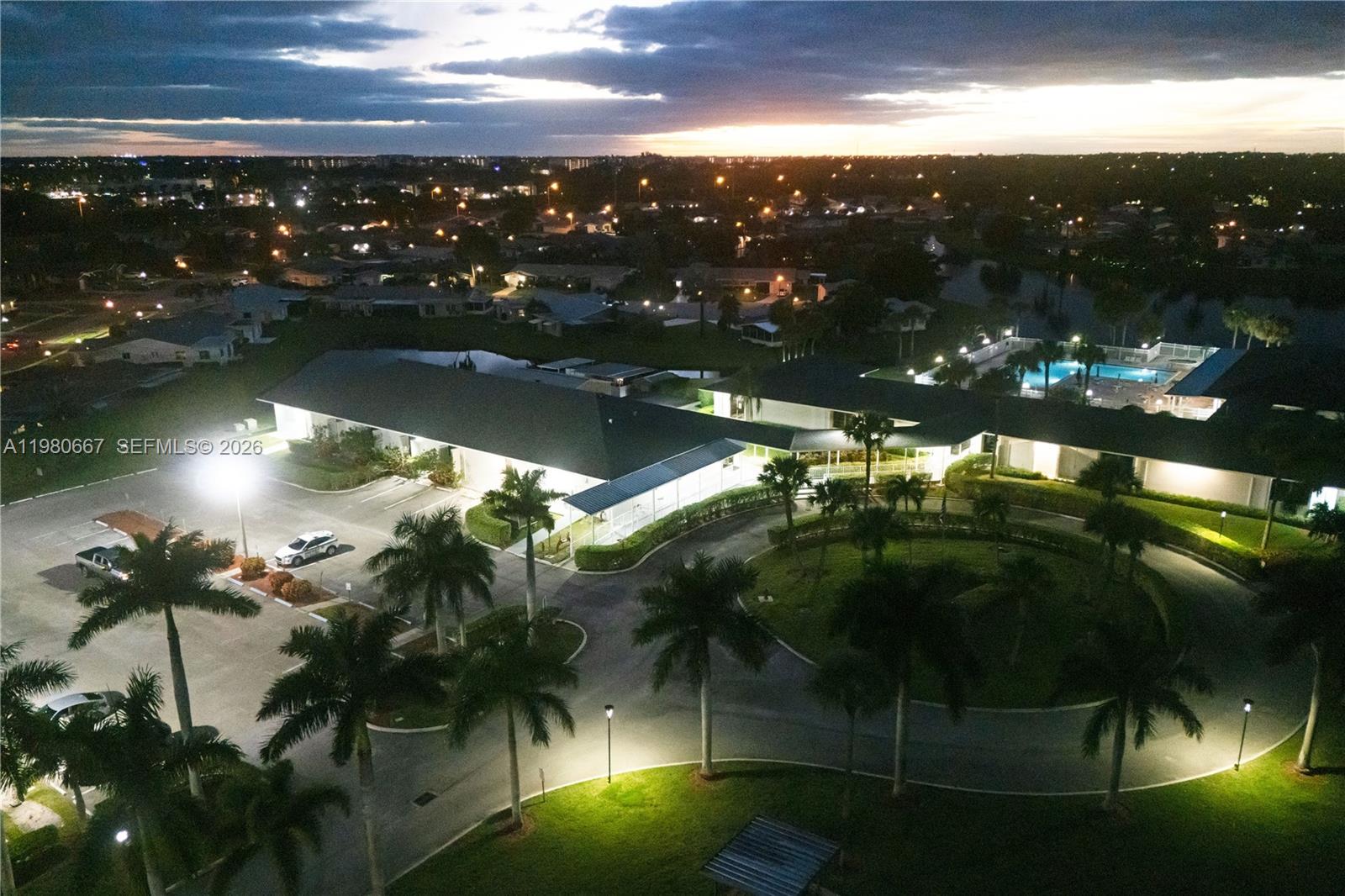 DELRAY VILLAS 3 - Residential