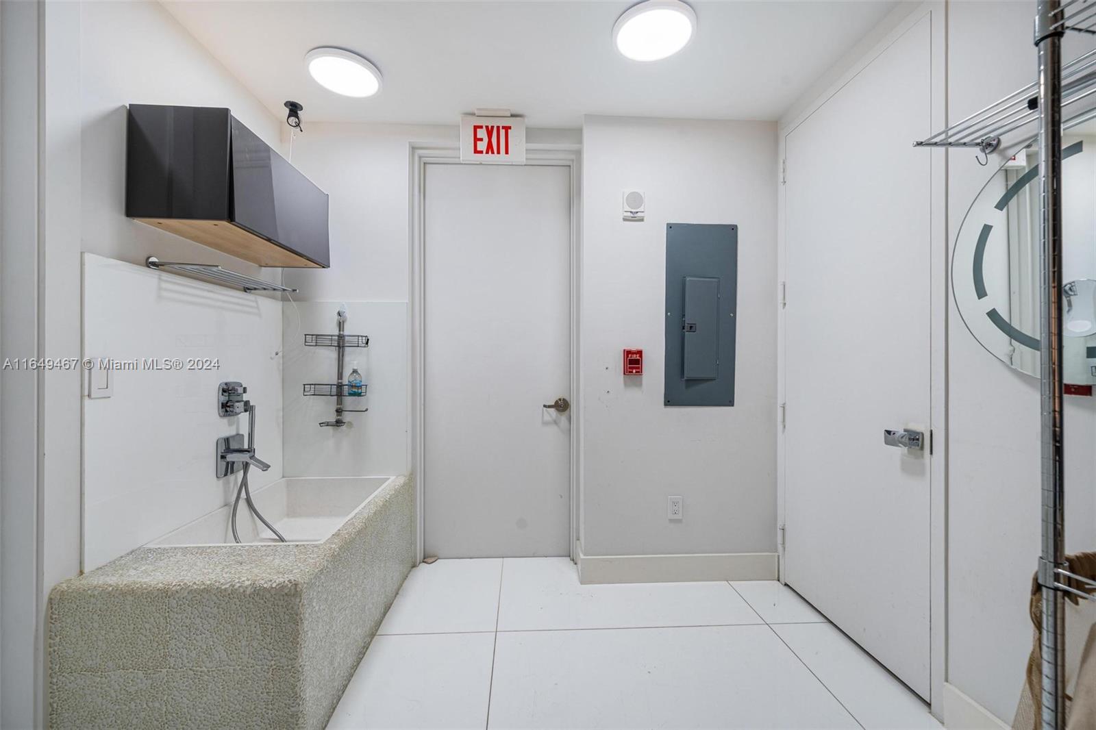 THE RESIDENCES AT THE BATH - Residential