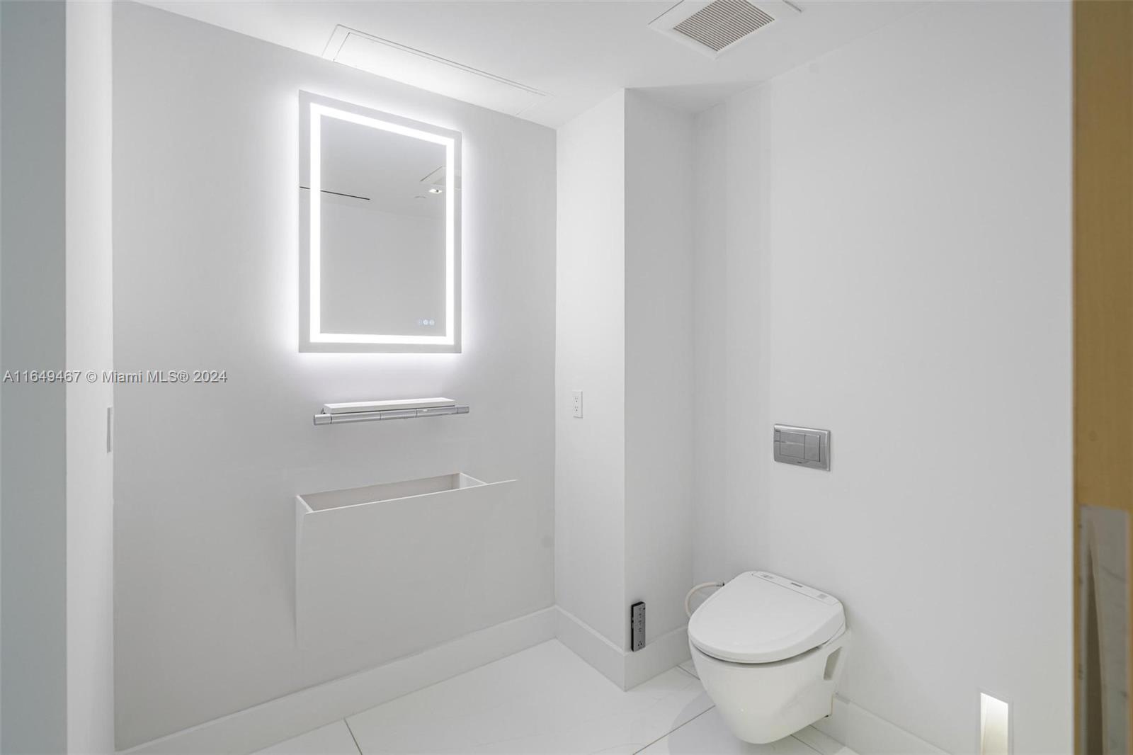 THE RESIDENCES AT THE BATH - Residential