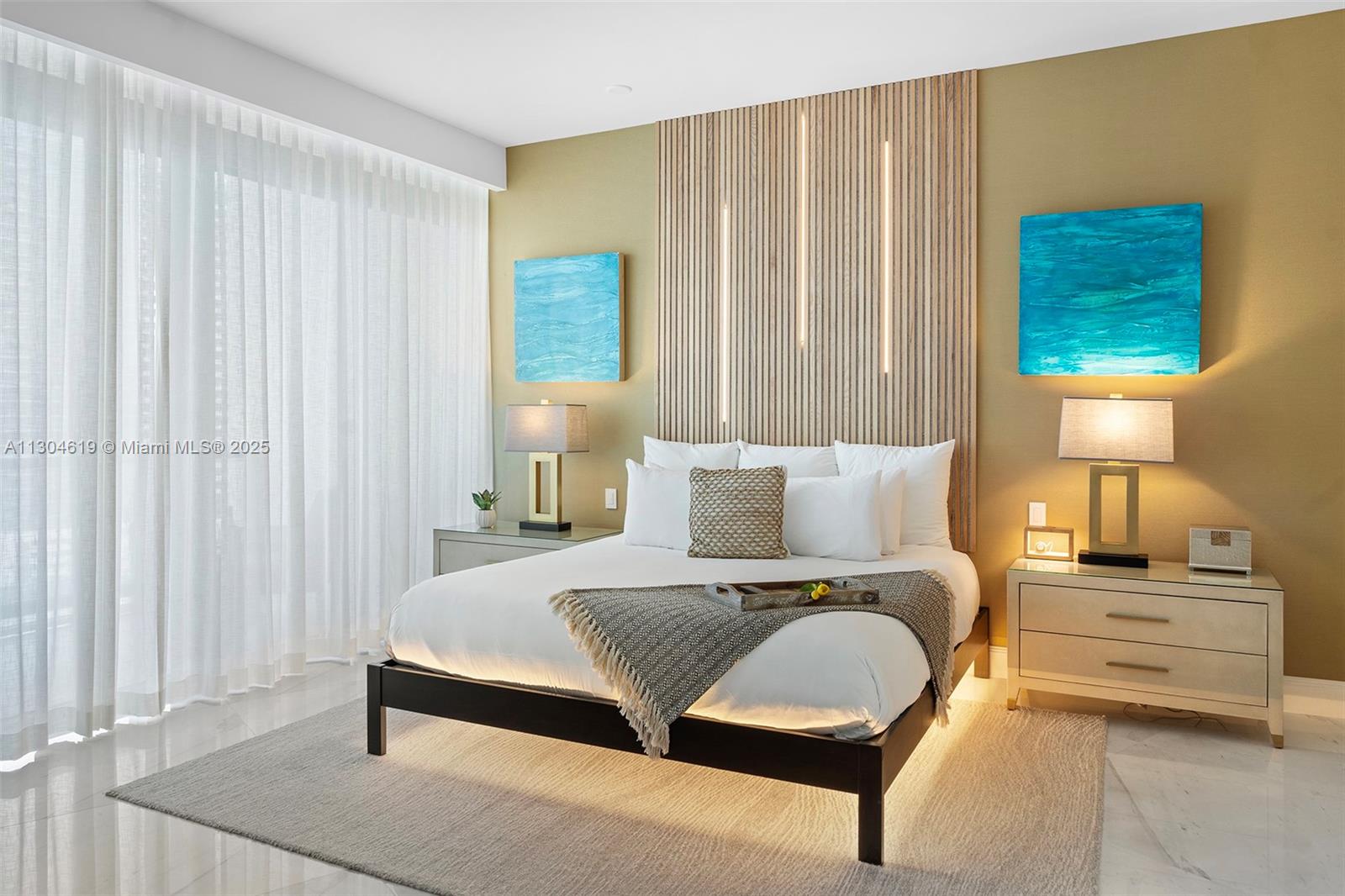 2201 COLLINS AVE CONDO - Residential Lease