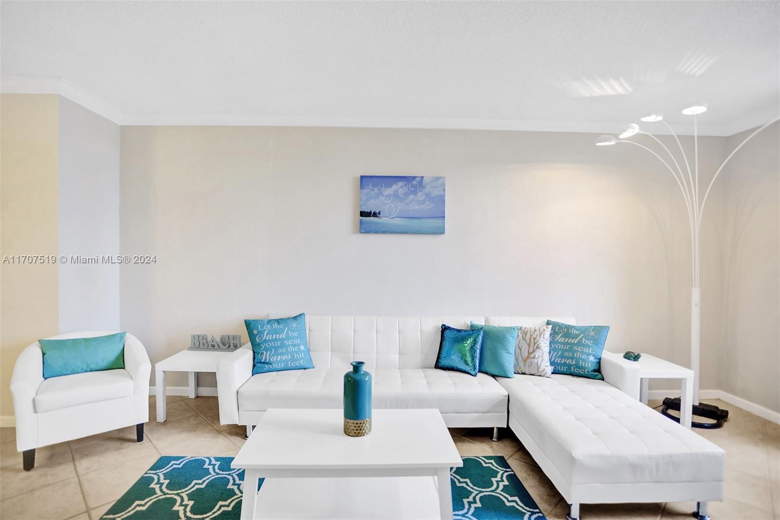 2501 S Ocean Dr 533  Avail, Hollywood, Broward County, Florida - 1 Bedrooms  
2 Bathrooms - 