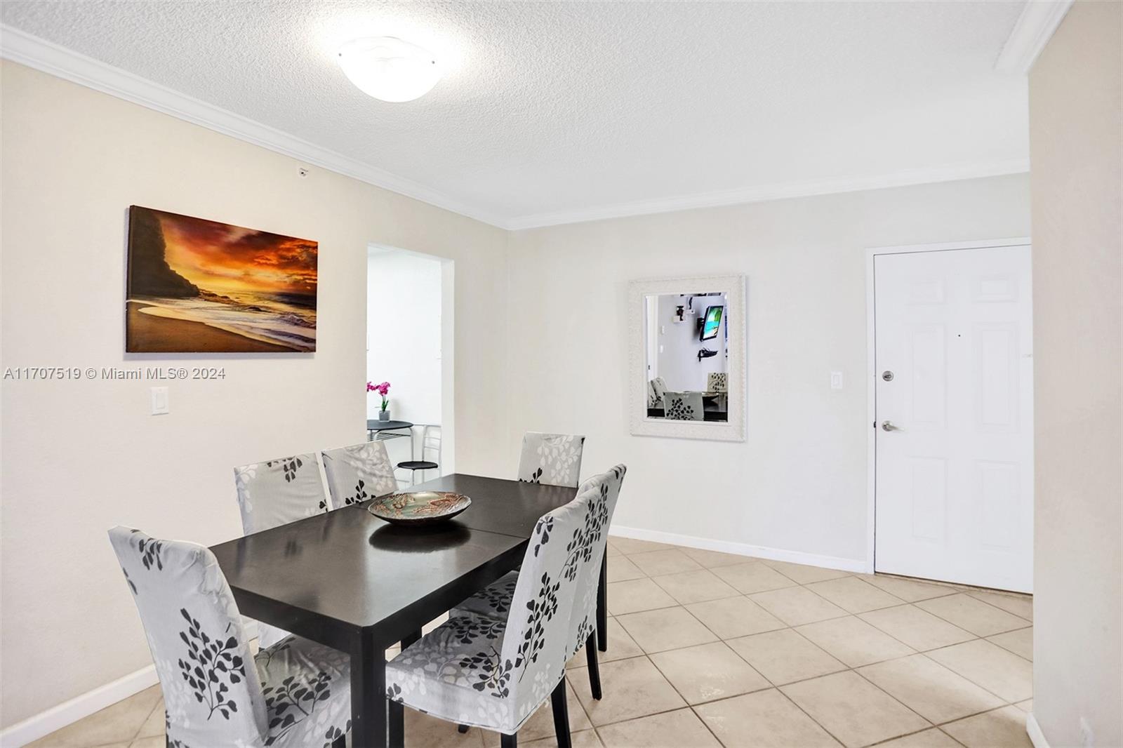 WAVE CONDO - Residential Lease