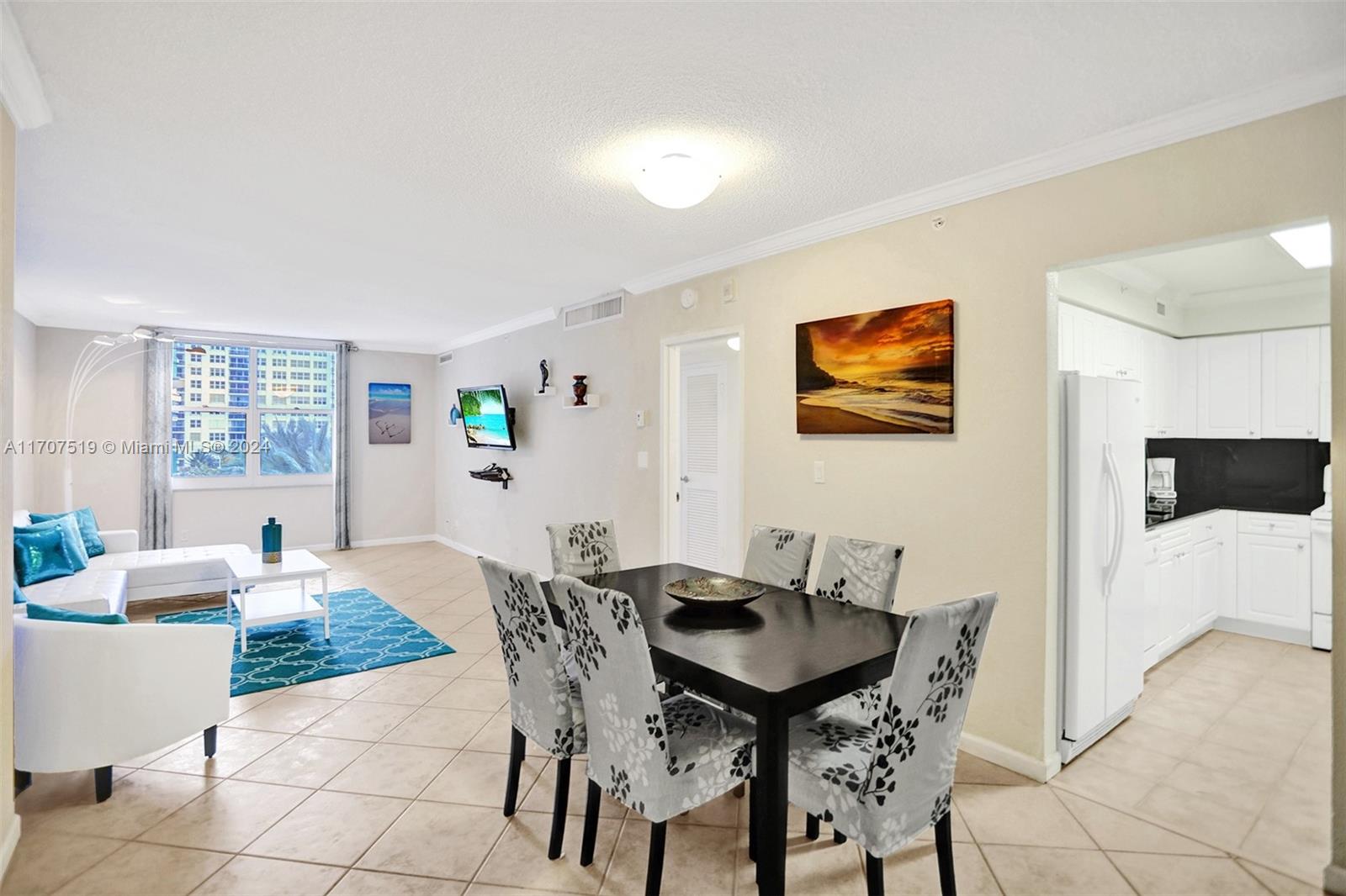 WAVE CONDO - Residential Lease