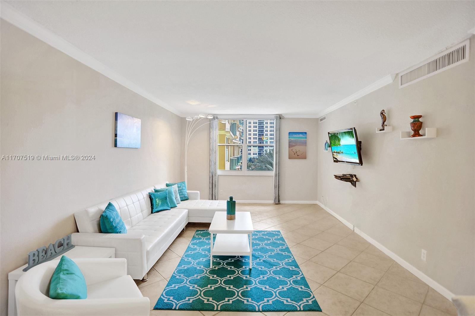 WAVE CONDO - Residential Lease