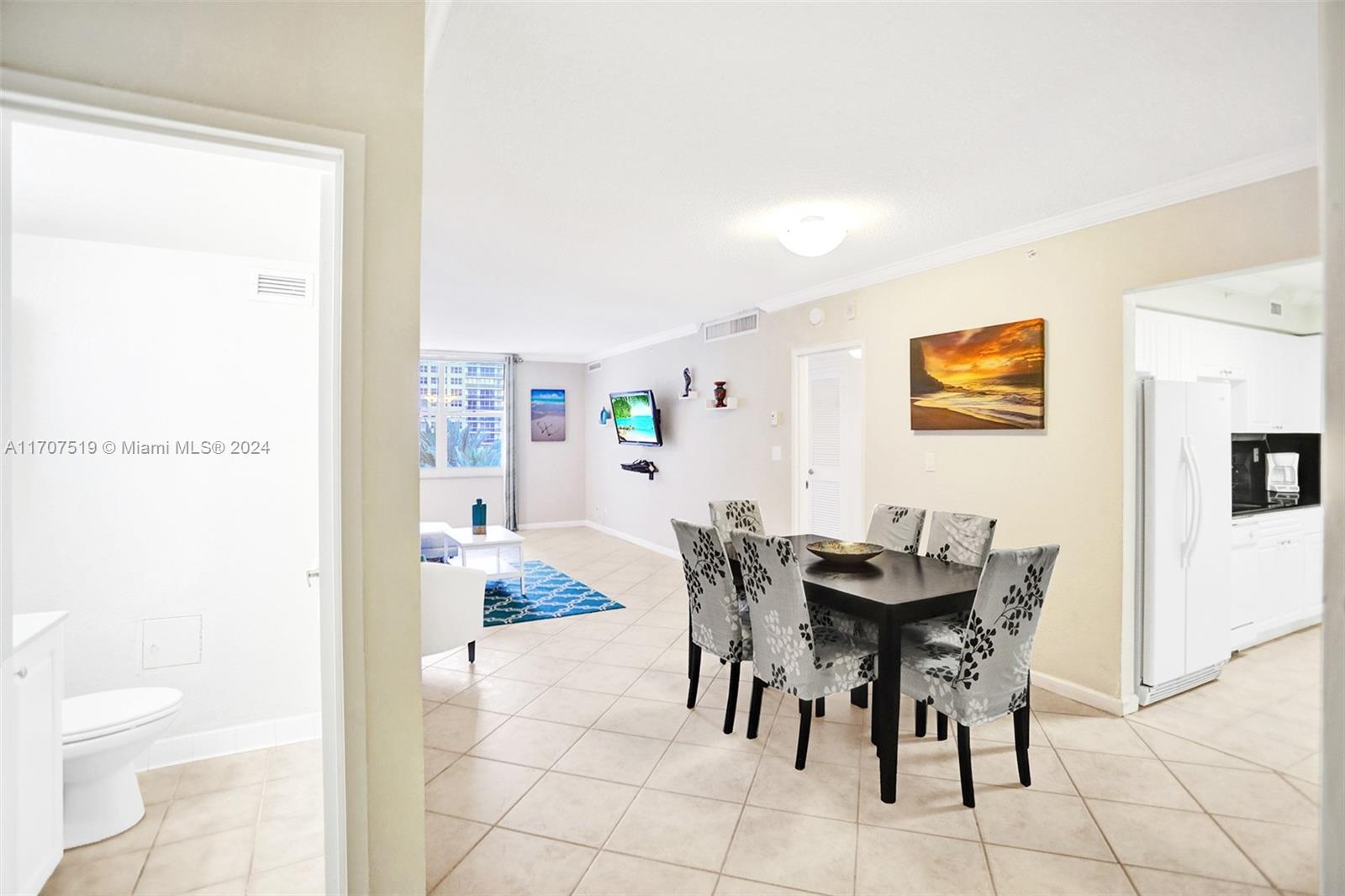 WAVE CONDO - Residential Lease