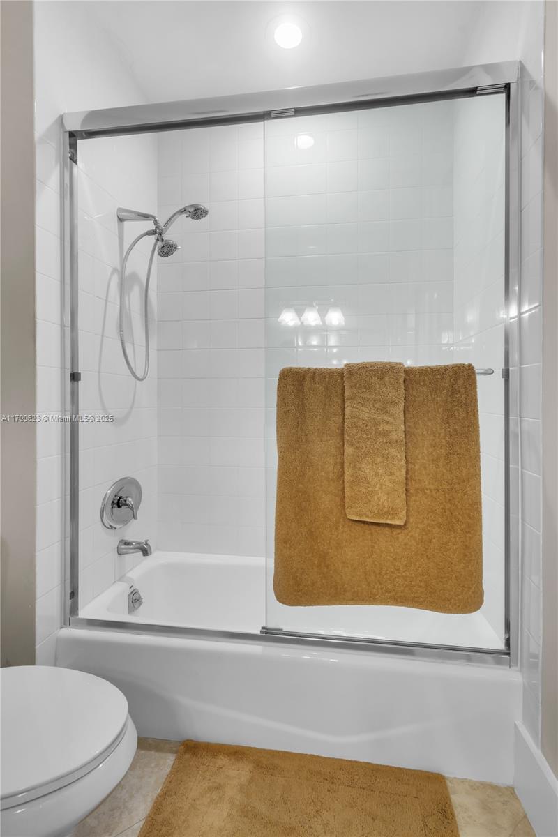 TOWNSEND PLACE CONDO - Residential Lease