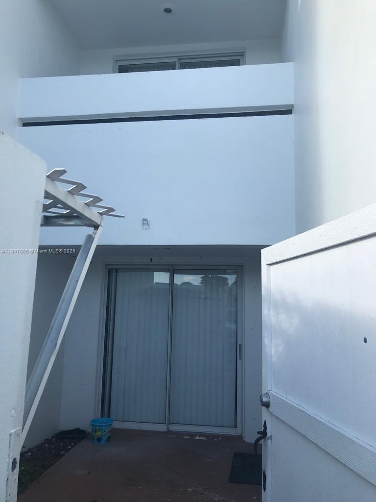 PARK PLACE TOWNHOMES - Residential Lease