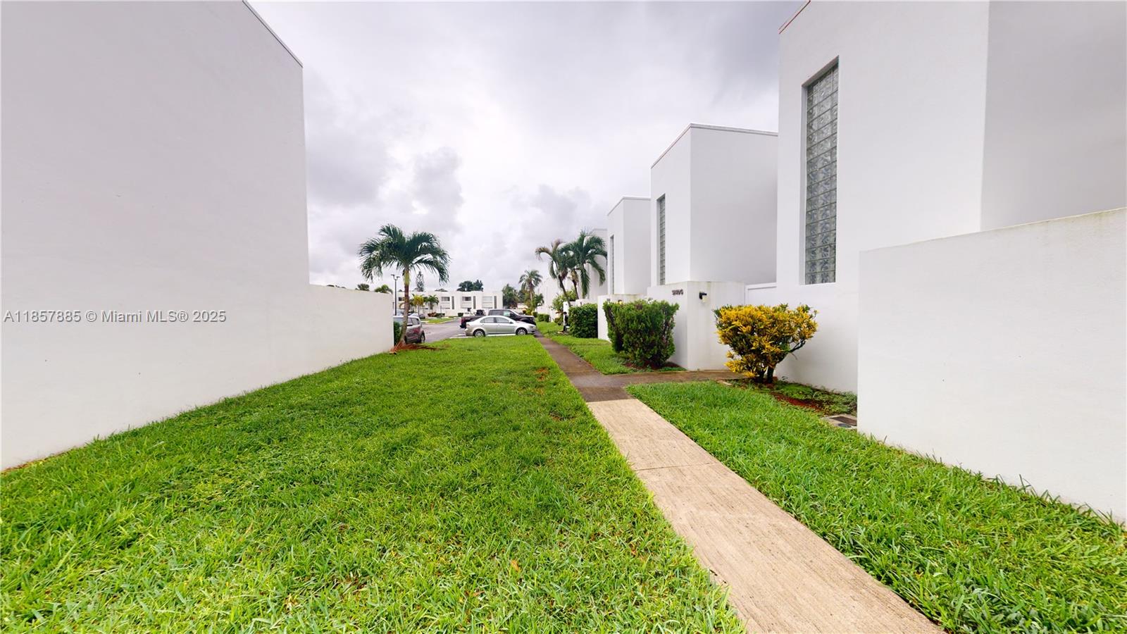 PARK PLACE TOWNHOMES - Residential Lease
