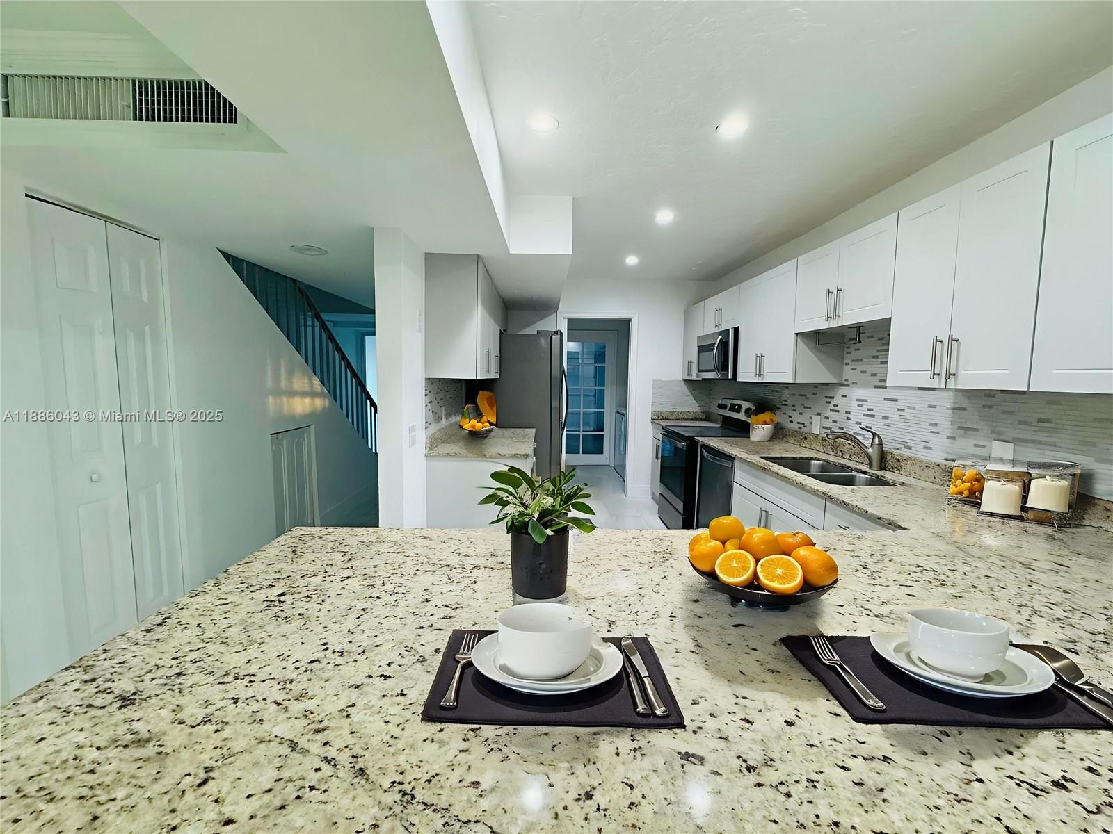 COUNTRY CLUB OF MIAMI - F - Residential Lease
