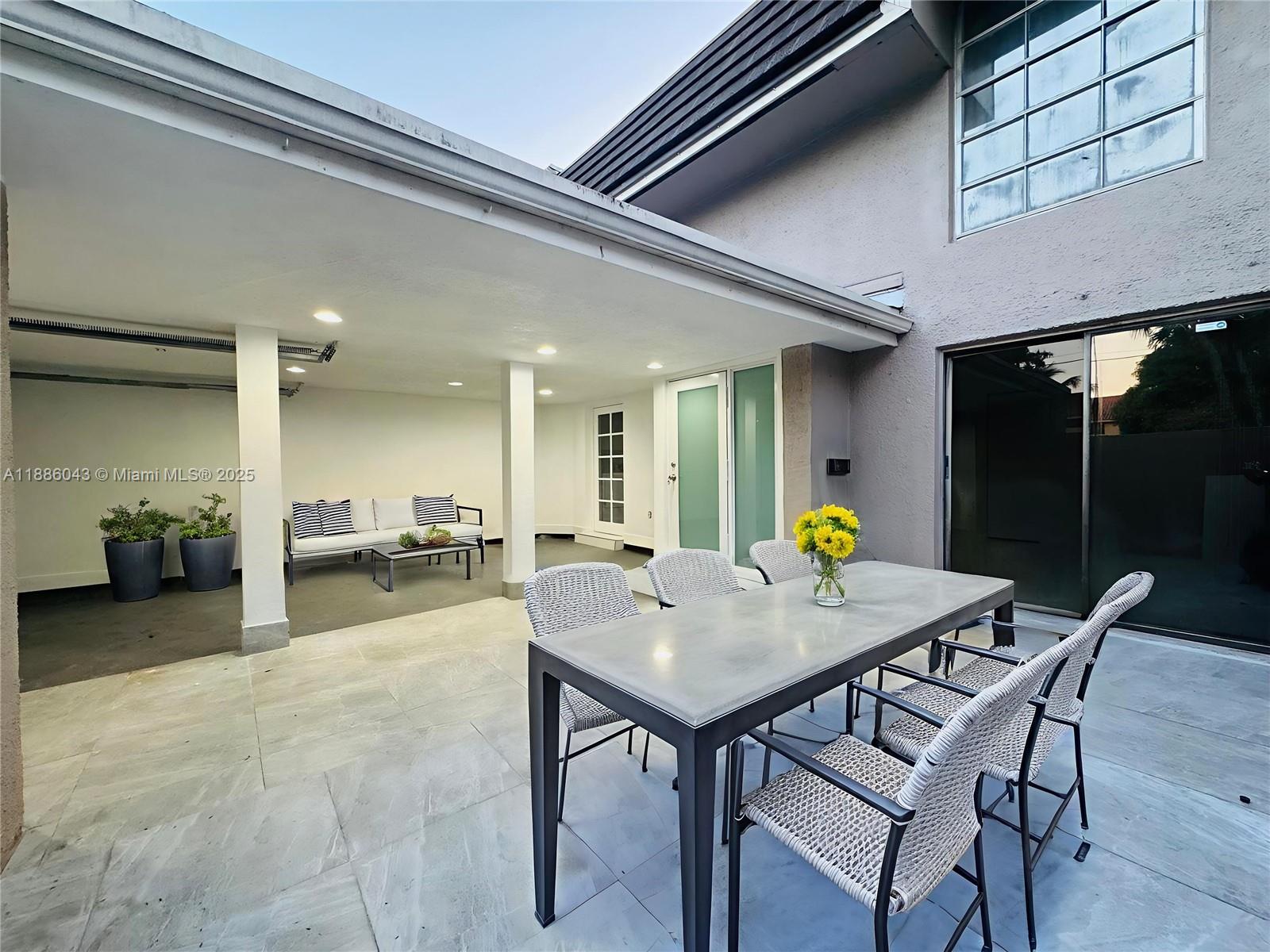 COUNTRY CLUB OF MIAMI - F - Residential Lease