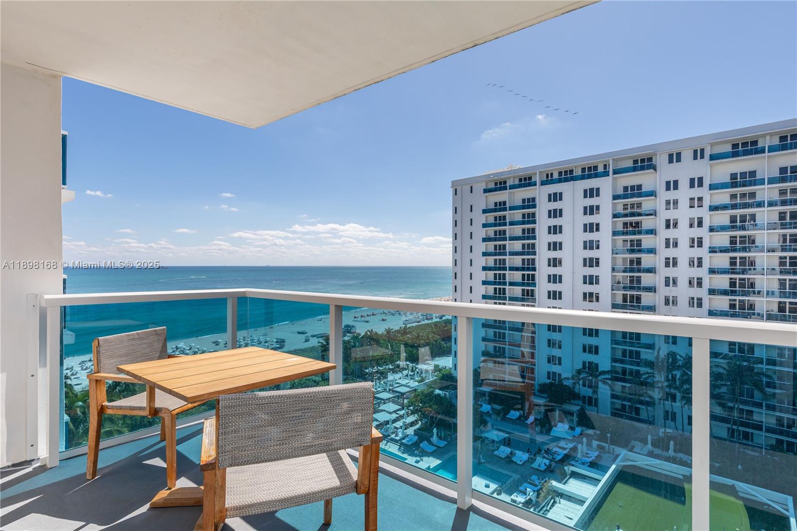 1 HOTEL and RESIDENCES - Residential