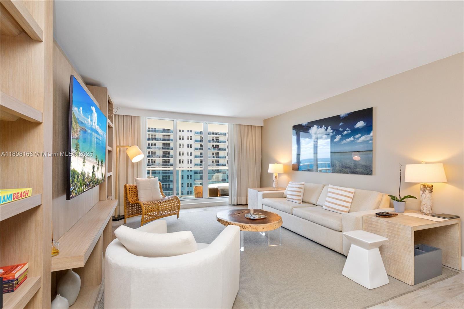 1 HOTEL and RESIDENCES - Residential