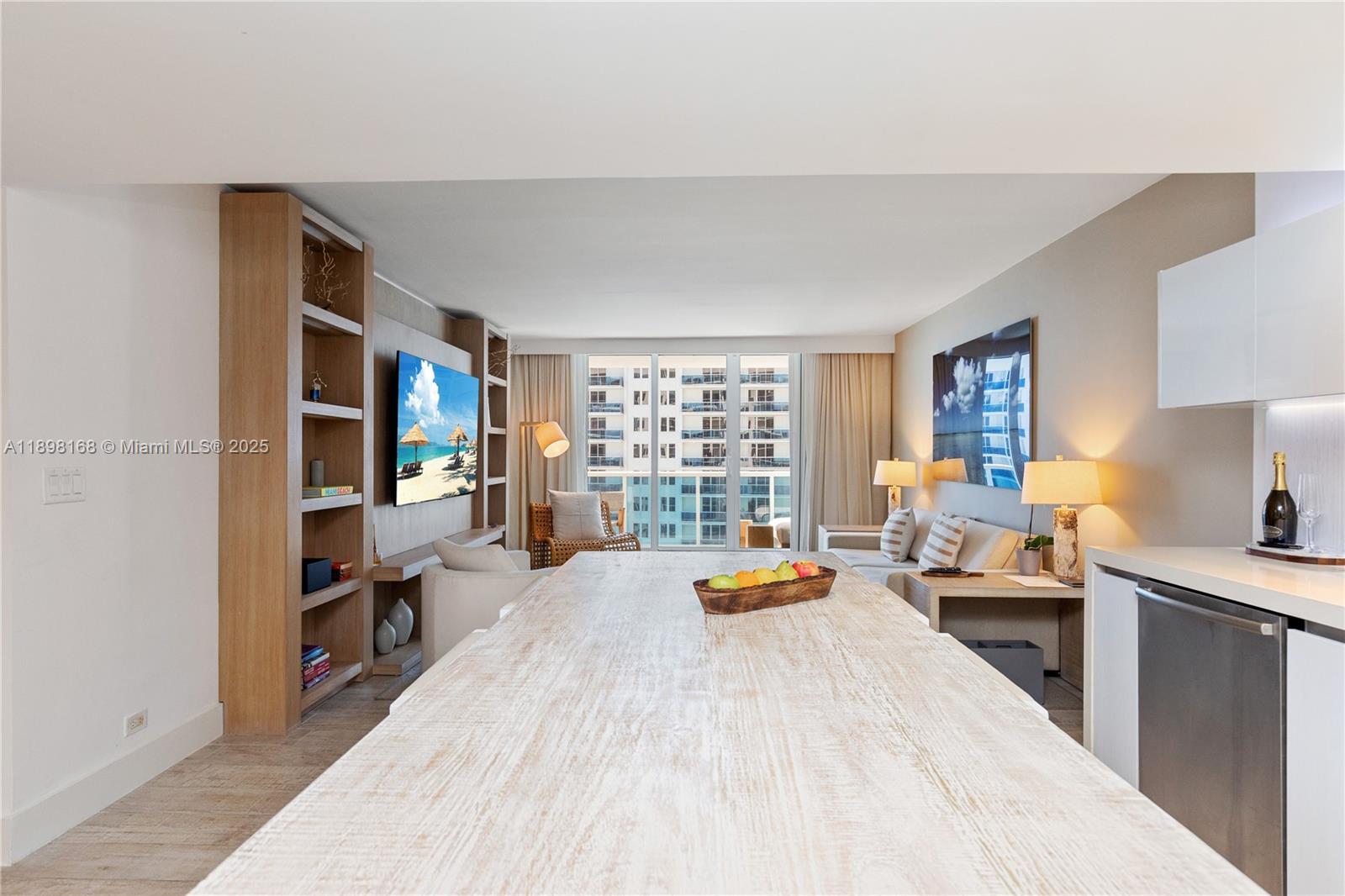 1 HOTEL and RESIDENCES - Residential