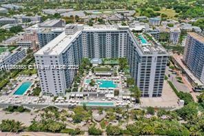 1 HOTEL and RESIDENCES - Residential