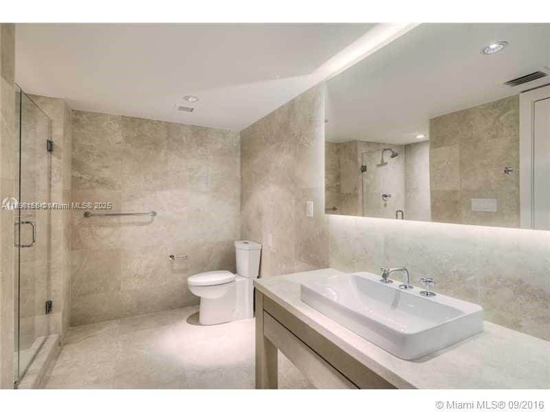 1 HOTEL and RESIDENCES - Residential