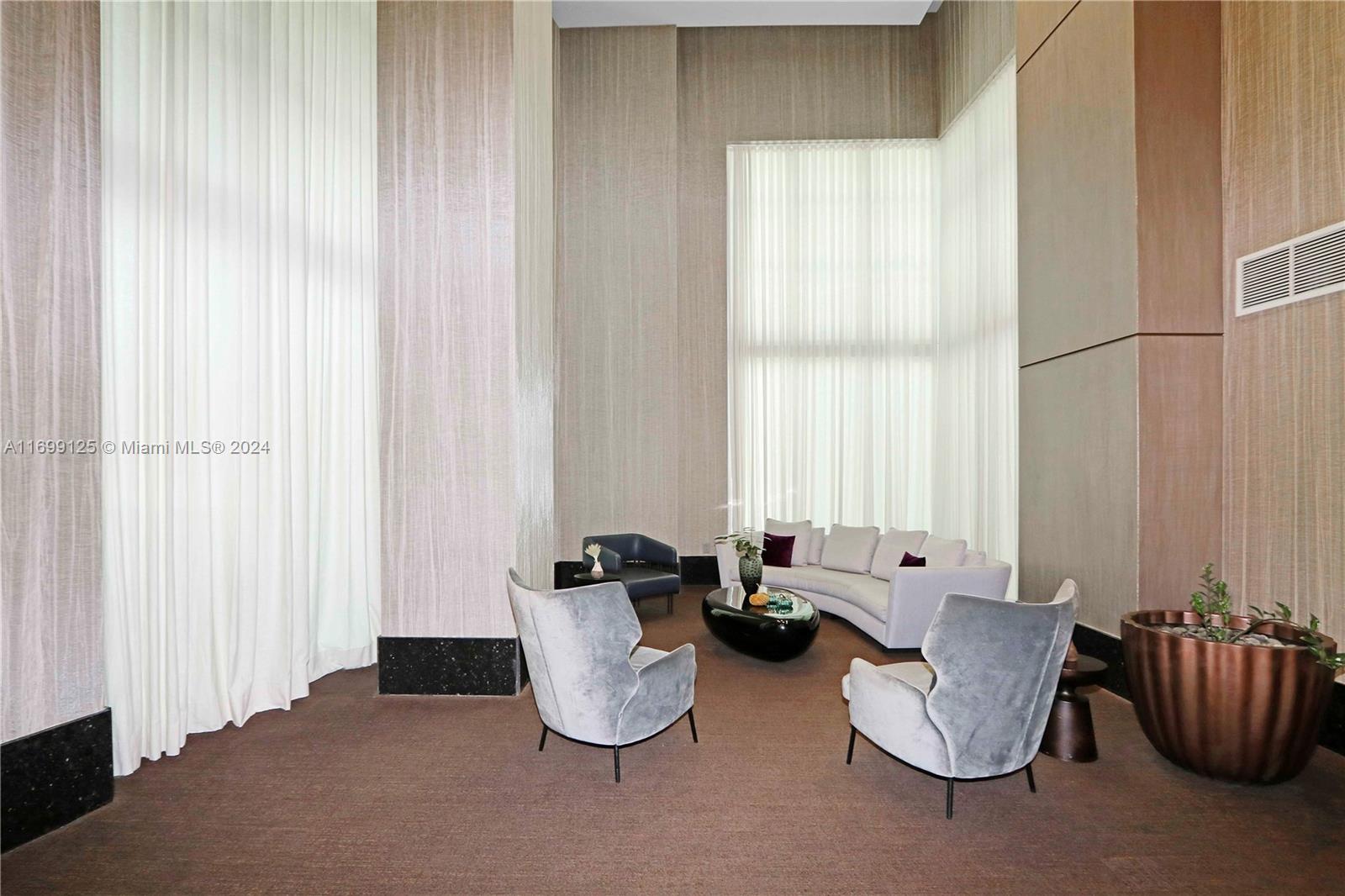 THE PLAZA 851 BRICKELL CO - Residential