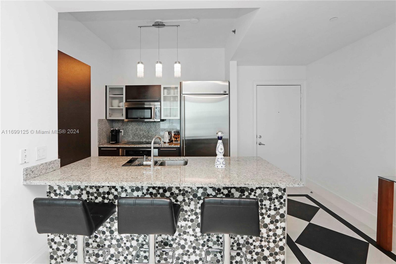 THE PLAZA 851 BRICKELL CO - Residential