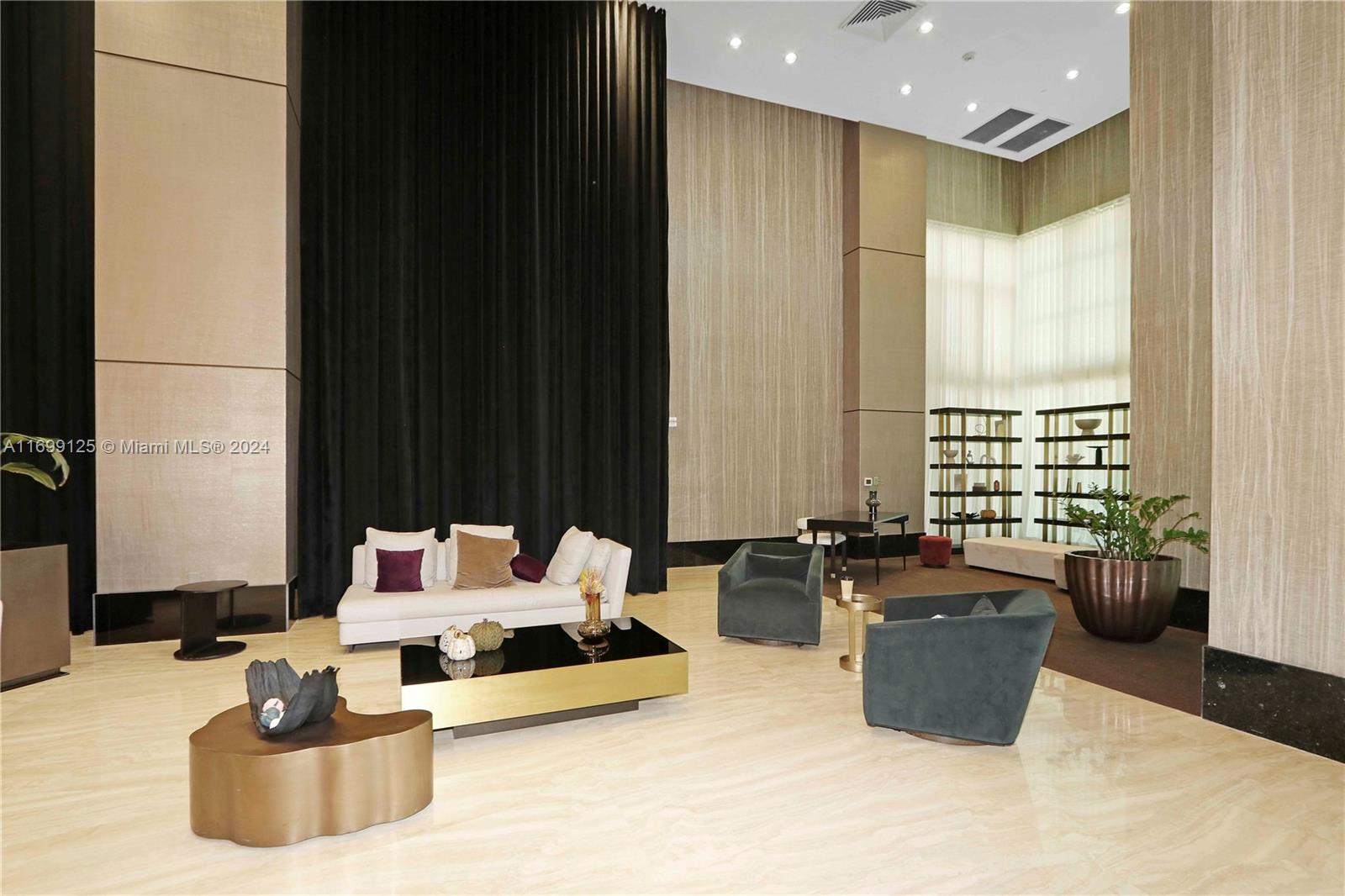 THE PLAZA 851 BRICKELL CO - Residential